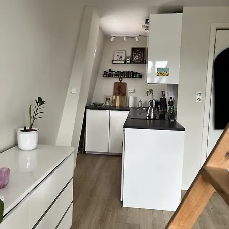 Appartement Cosy Close To The Dock In *
